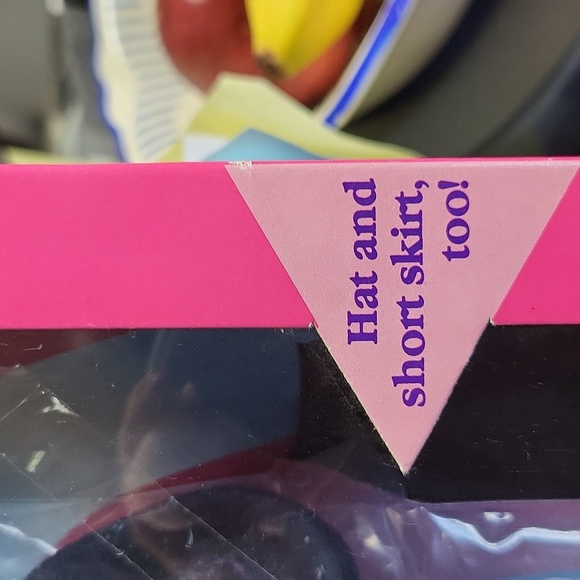 Vintage Army Gala  Barbie limited Edition in her dress blues - Picture 2 of 11